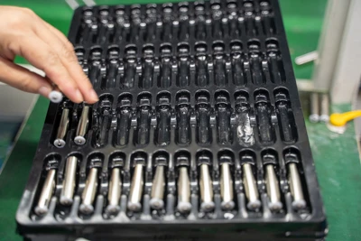 Rechargeable Lithium Roj teeb Nqi yuav kim dua li qub roj teeb?
